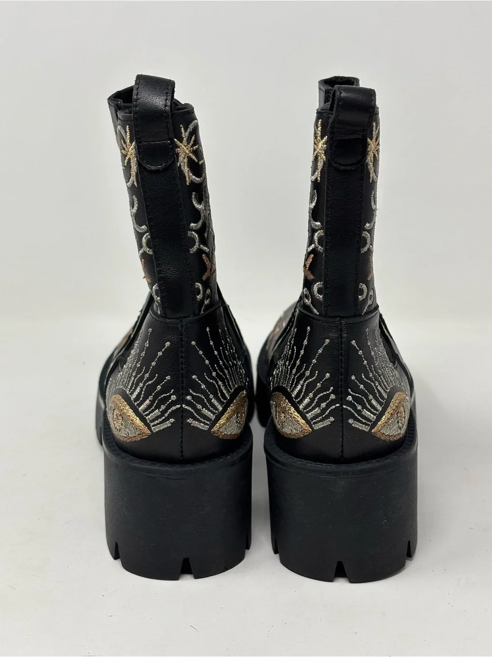 Johnny Was Chelsea boots black calf leather NEW NWOT size 6